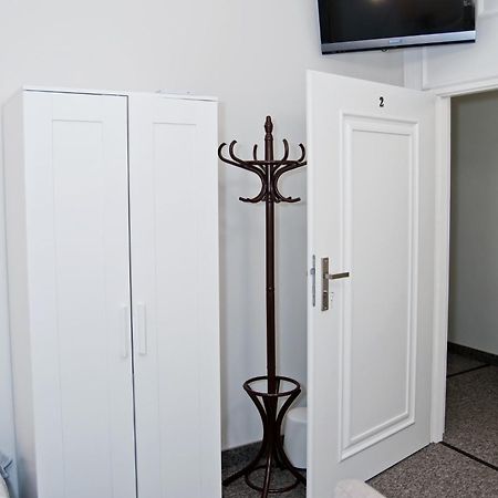 Rodmos Hostel Lublin Ngoại thất bức ảnh