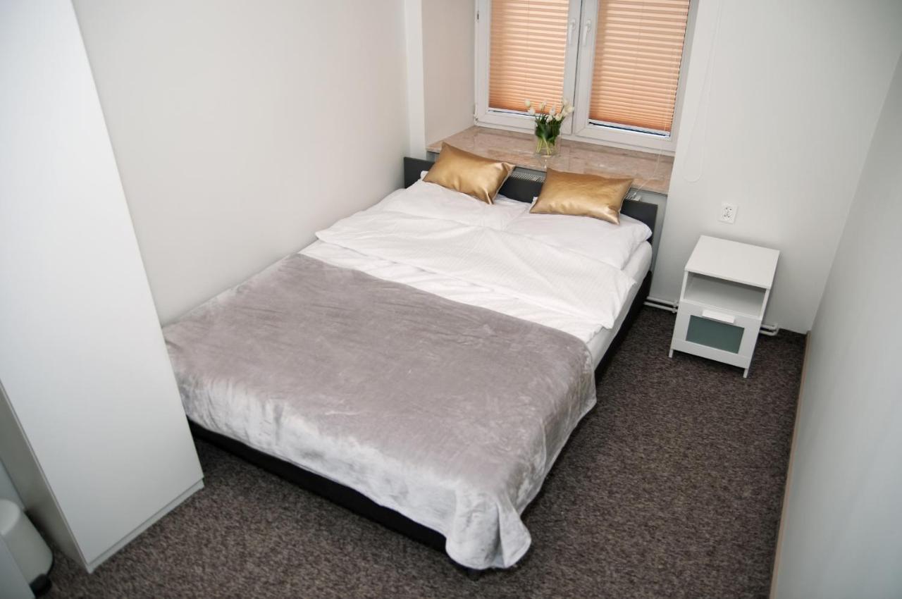 Rodmos Hostel Lublin Ngoại thất bức ảnh