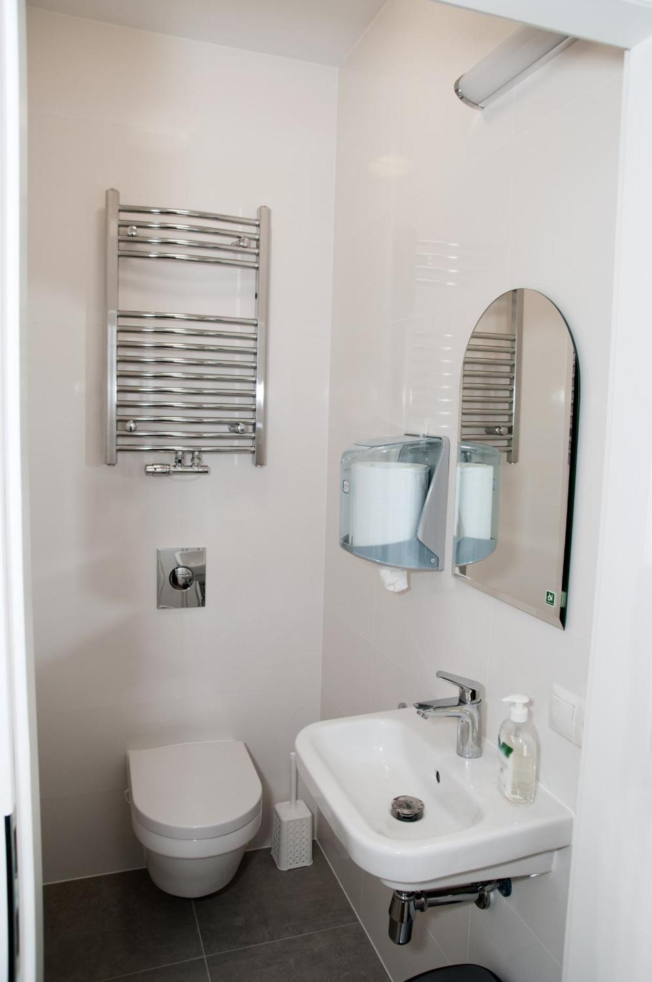Rodmos Hostel Lublin Ngoại thất bức ảnh
