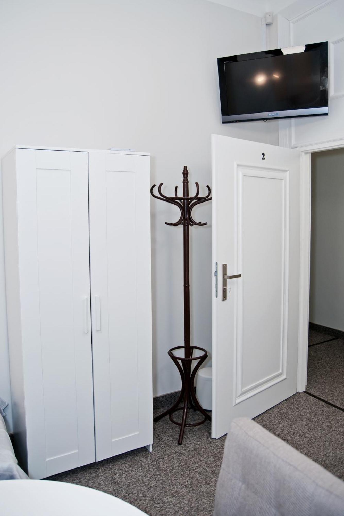 Rodmos Hostel Lublin Ngoại thất bức ảnh